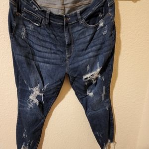 Judy blues distressed skinny size 20